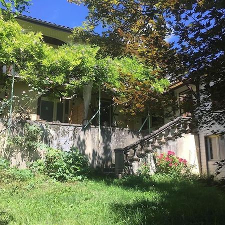 Vila Lerable Pourpre De La Grotte Au Lion Arbon Exteriér fotografie